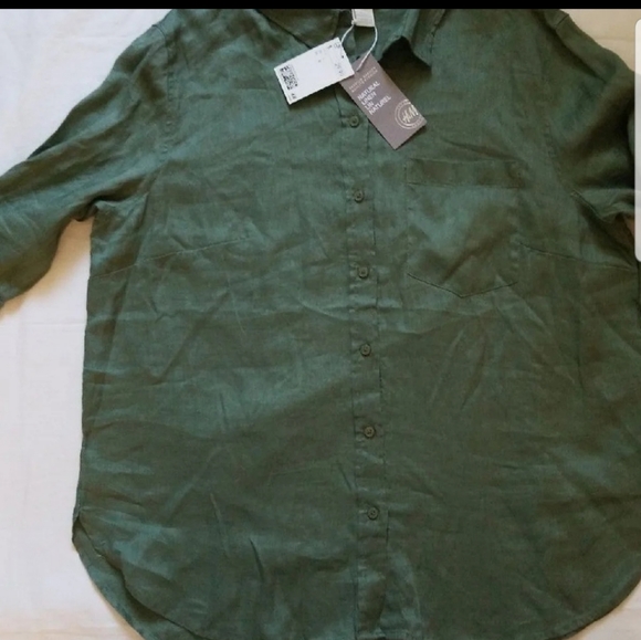 H&M Tops - Apple green linen shirt for women L